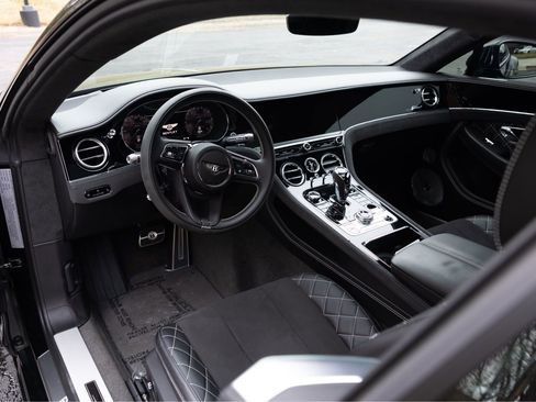 Used 2023 Bentley Continental GT Speed image 19