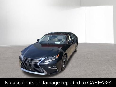 Used 2017 Lexus ES 350 w/ Luxury Package FWD image 1