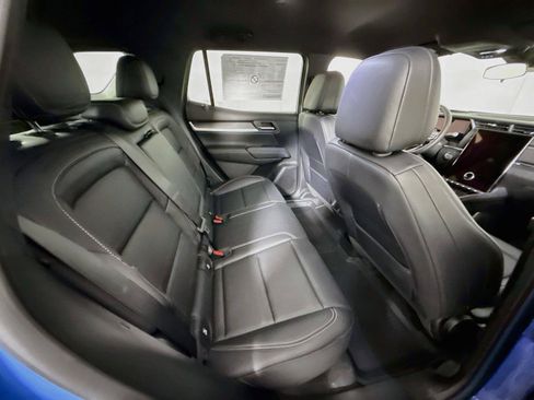 New 2027 GMC Terrain Elevation w/ Elevation Premium Package AWD/4WD image 19