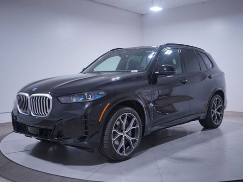 New 2026 BMW X5 xDrive50e w/ M Sport Package image 1