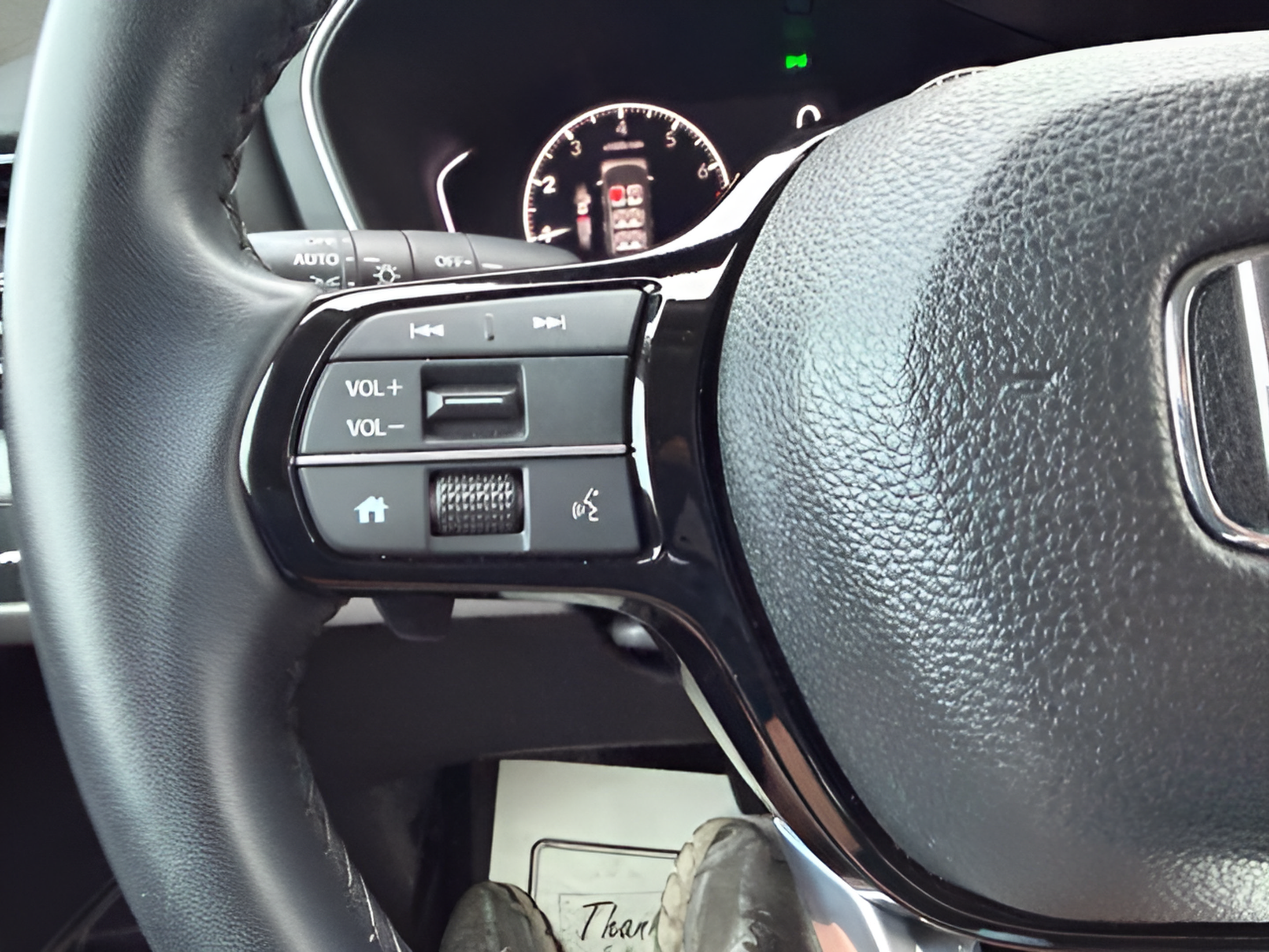 Used 2024 Honda Pilot EX-L image 13