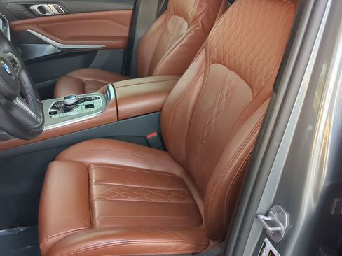 Used 2023 BMW X7 M60i w/ M Sport Professional Package image 16