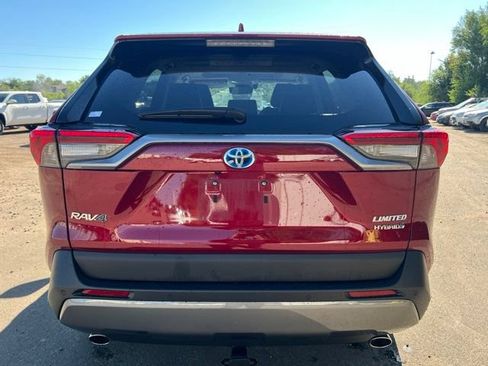 Used 2021 Toyota RAV4 Limited w/ Limited Grade Weather Package AWD/4WD image 5