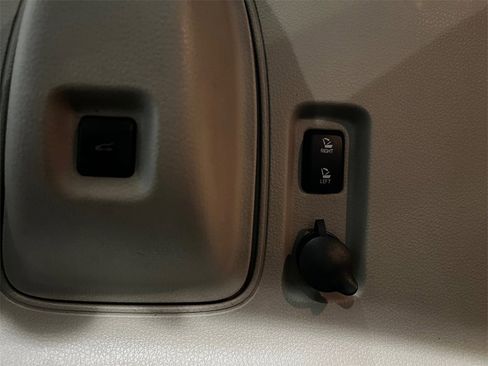 Used 2008 Ford Edge Limited image 7