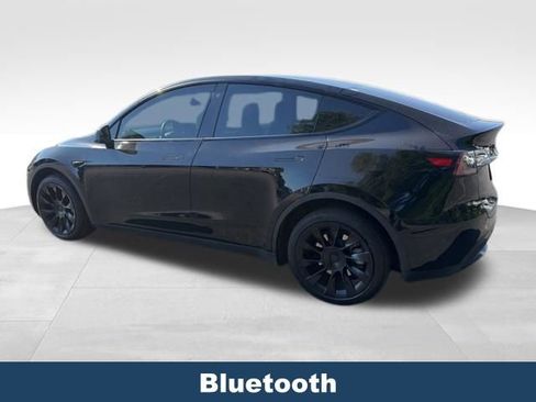 Used 2023 Tesla Model Y Long Range AWD/4WD image 5