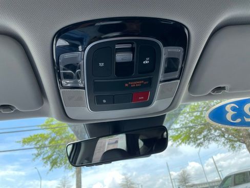 Used 2023 Hyundai Tucson Limited w/ Cargo Package image 16