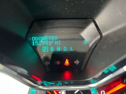 Used 2015 Chevrolet Traverse LT image 22