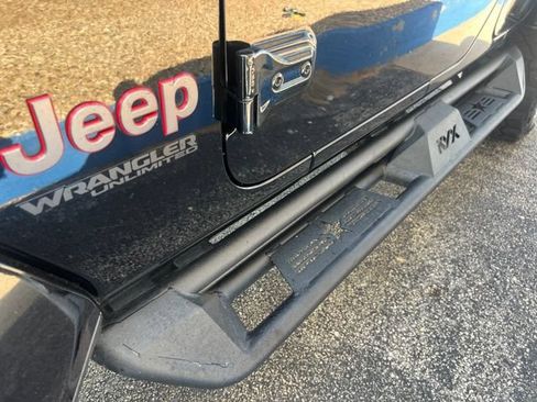Used 2021 Jeep Wrangler Unlimited Rubicon AWD/4WD image 7
