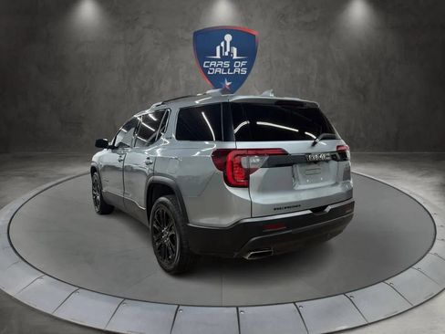 Used 2023 GMC Acadia SLE w/ Driver Convenience Package FWD image 3