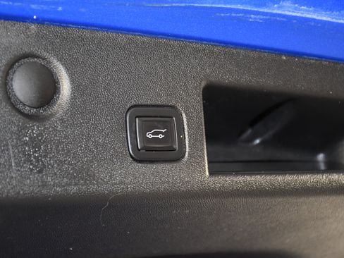 Used 2024 Chevrolet Equinox LT w/ LPO, Floor Liner Package AWD/4WD image 38