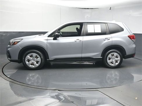 Used 2020 Subaru Forester image 5