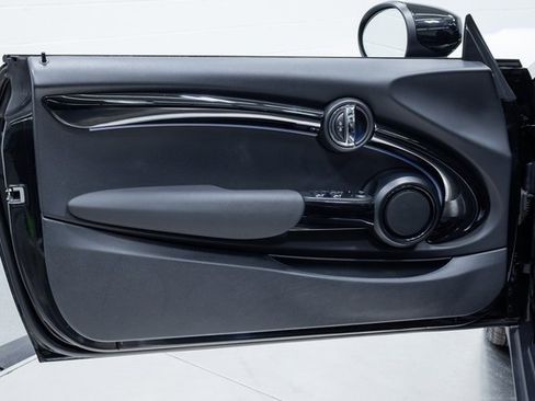 Used 2024 MINI Cooper S image 10