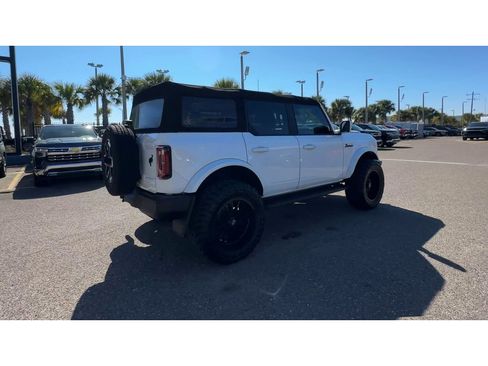 Used 2022 Ford Bronco Outer Banks image 2