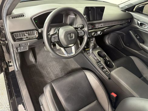 Certified 2024 Honda Civic Sport Touring image 4