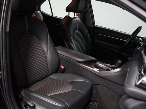 Used 2022 Toyota Camry SE FWD image 26