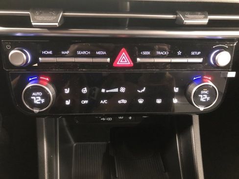 New 2025 Hyundai Santa Cruz Limited image 32