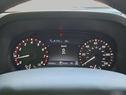 Used 2025 Nissan Frontier PRO-4X AWD/4WD image 22