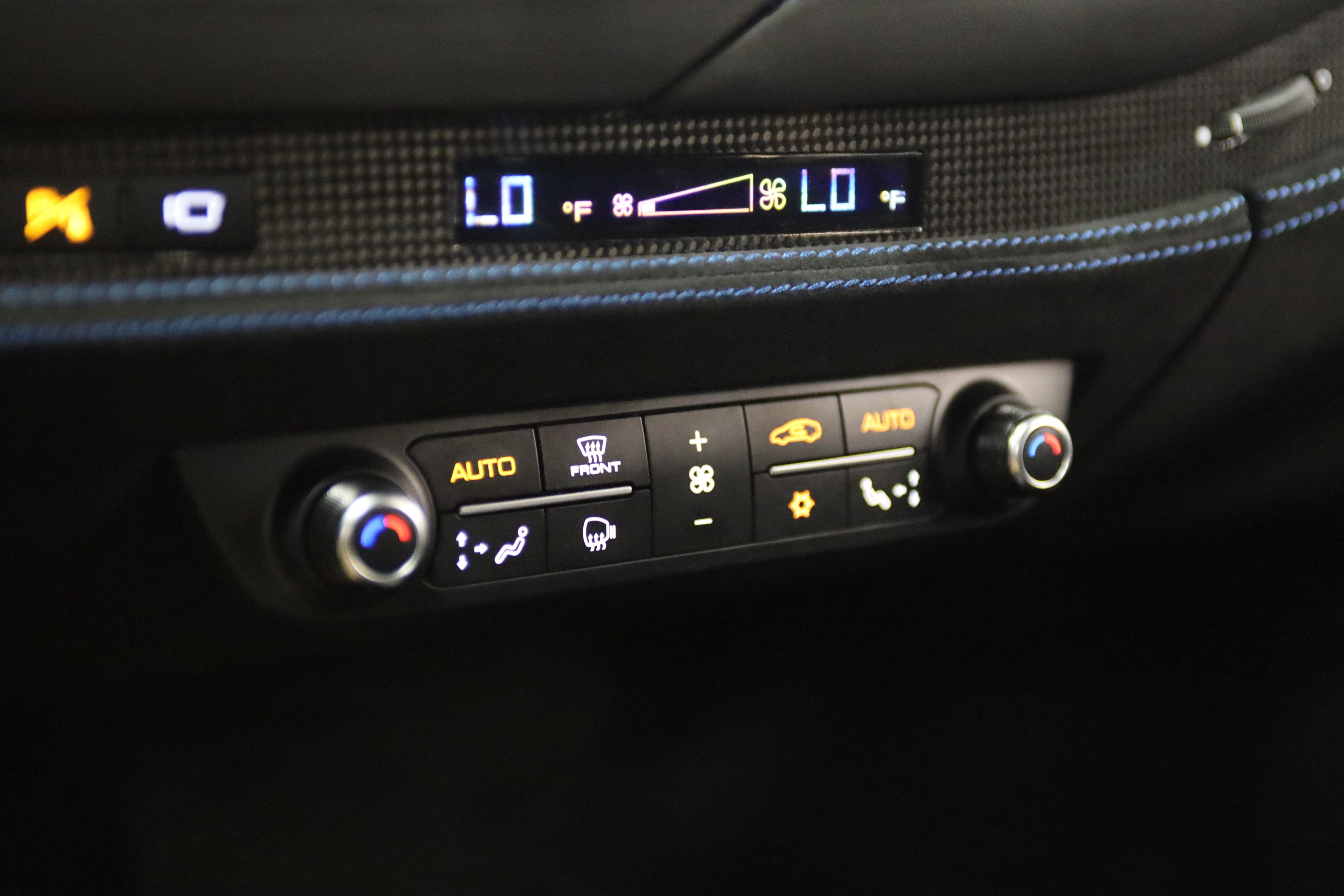 Used 2022 Ferrari F8 Tributo RWD image 30