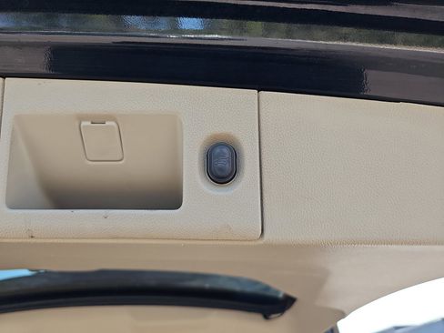 Used 2019 GMC Yukon Denali w/ Denali Ultimate Package image 15