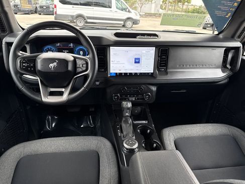 Certified 2025 Ford Bronco Big Bend image 6