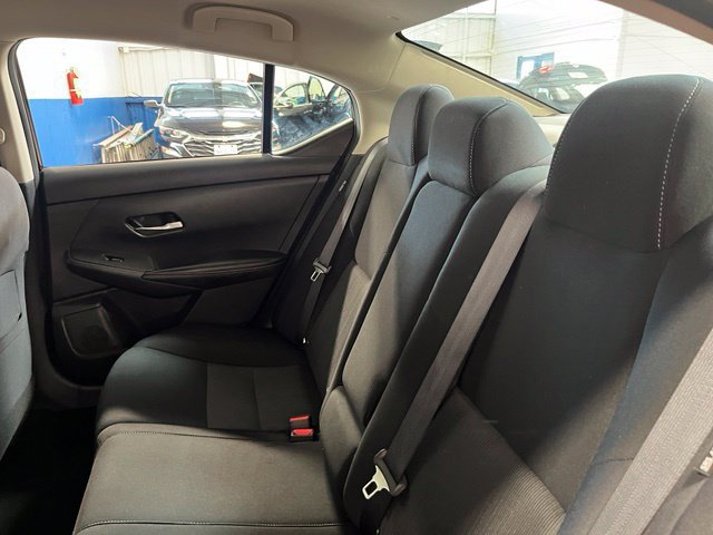 Used 2022 Nissan Sentra SV FWD image 19