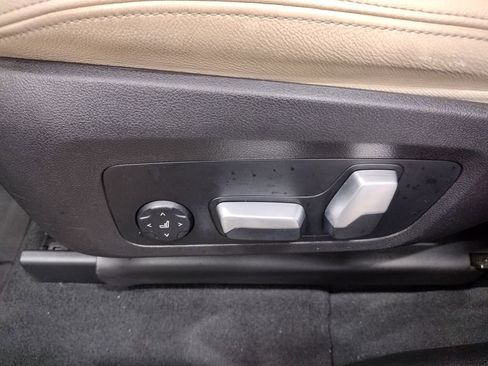 Used 2023 BMW X3 xDrive30i w/ Premium Package image 22