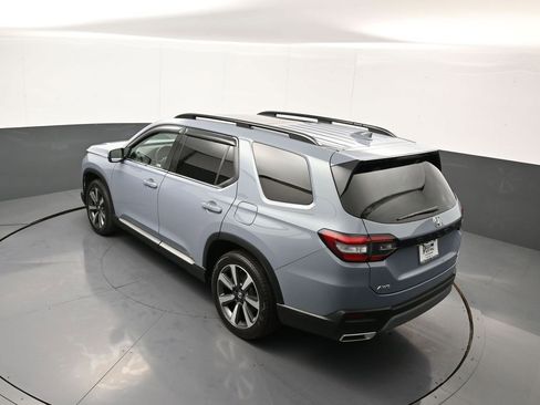 Certified 2024 Honda Pilot Touring image 82