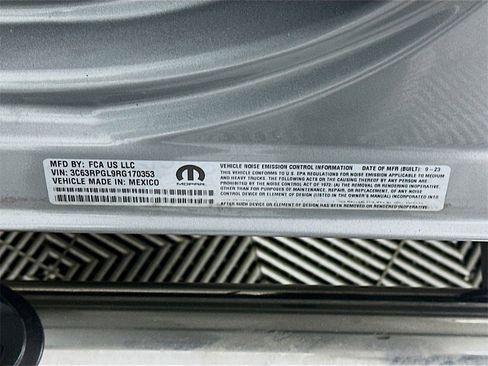 Used 2024 RAM 3500 Tradesman w/ Chrome Appearance Group image 32