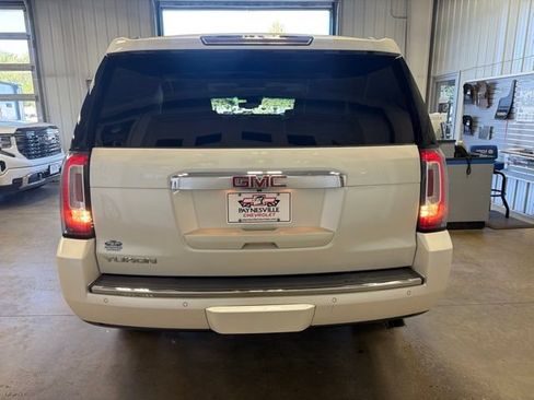 Used 2015 GMC Yukon Denali AWD/4WD image 6