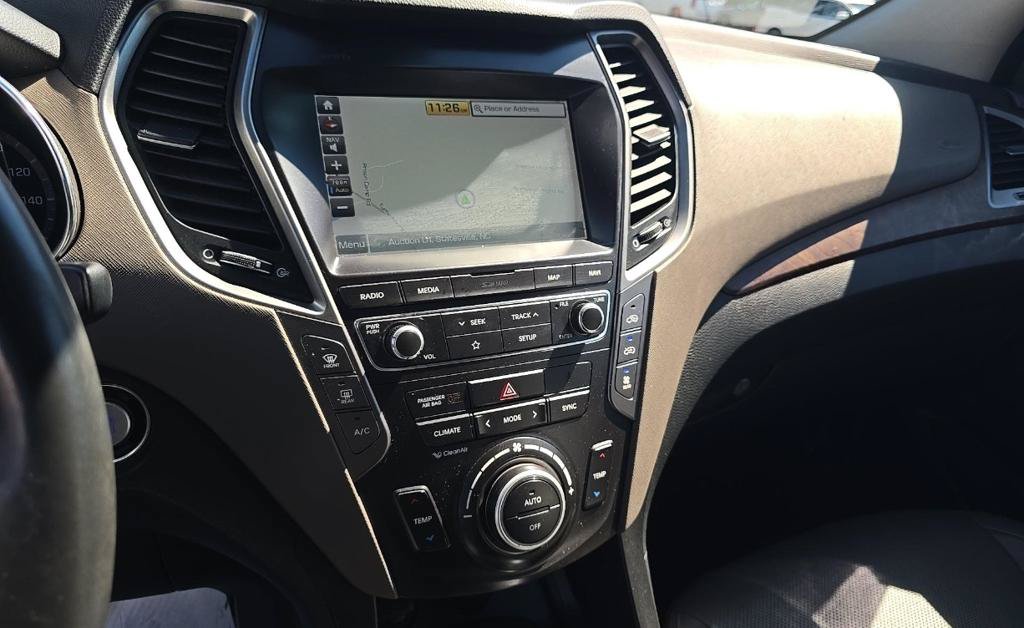 Used 2019 Hyundai Santa Fe XL FWD image 14