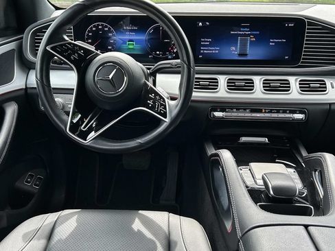 Used 2024 Mercedes-Benz GLE 450e 4MATIC image 27