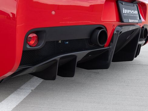 Used 2014 Ferrari 458 Speciale Coupe RWD image 33