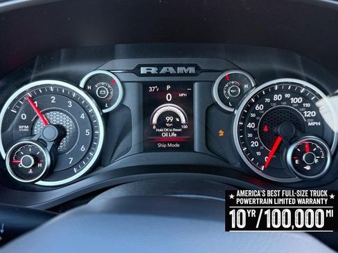 New 2026 RAM 1500 Big Horn w/ Night Edition AWD/4WD image 17