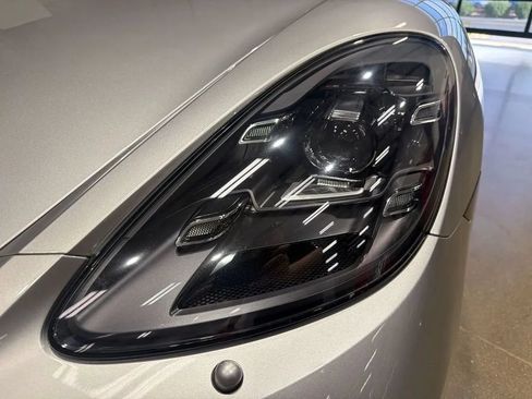 Used 2024 Porsche 718 Cayman RWD image 30