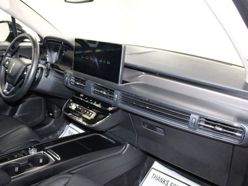 Used 2024 Lincoln Corsair Reserve image 29