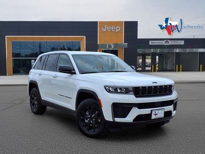 New 2026 Jeep Grand Cherokee Altitude