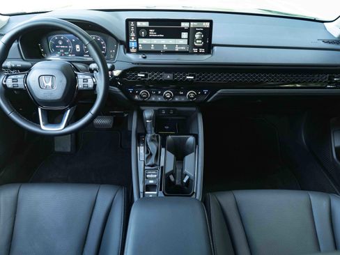 Used 2024 Honda Accord Touring image 26
