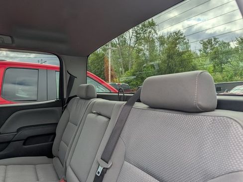 Used 2019 GMC Sierra 2500 4x4 Crew Cab w/ Sierra Convenience Package image 17