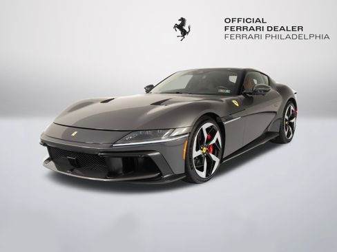 Certified 2025 Ferrari 12Cilindri RWD image 3