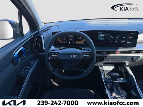 New 2026 Kia Sorento LX image 17