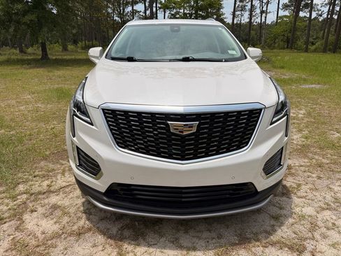 Used 2020 Cadillac XT5 Premium Luxury FWD image 8