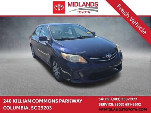 Used 2013 Toyota Corolla LE FWD image 1