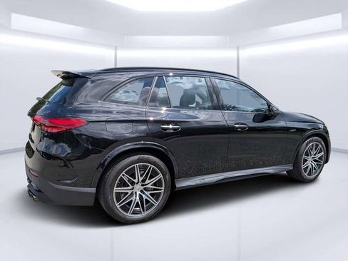 Used 2025 Mercedes-Benz GLC 43 AMG 4MATIC image 3