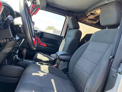 Used 2012 Jeep Wrangler Sport AWD/4WD image 21