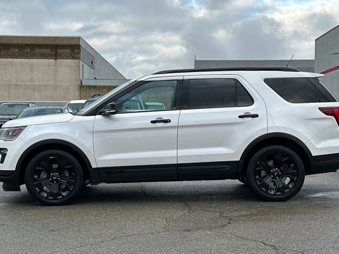 Used 2019 Ford Explorer Sport w/ Equipment Group 401A image 9