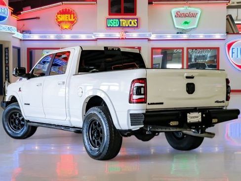 Used 2021 RAM 2500 Laramie w/ Night Edition AWD/4WD image 4