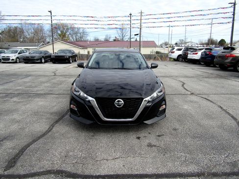 Used 2021 Nissan Altima 2.5 S image 2