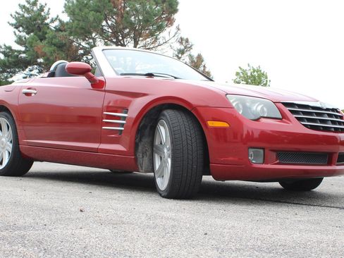 Used 2005 Chrysler Crossfire Limited RWD image 35