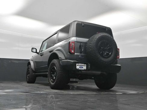 Used 2023 Ford Bronco Wildtrak AWD/4WD image 57
