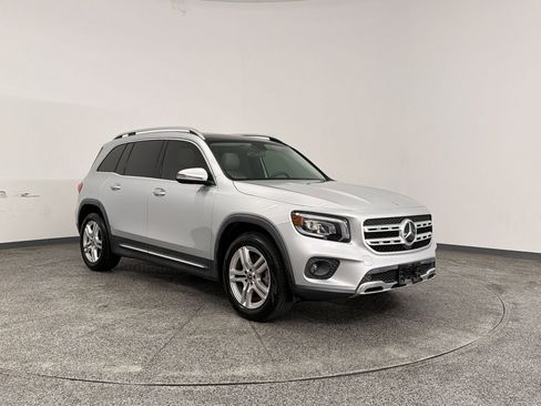 Used 2021 Mercedes-Benz GLB 250 image 6